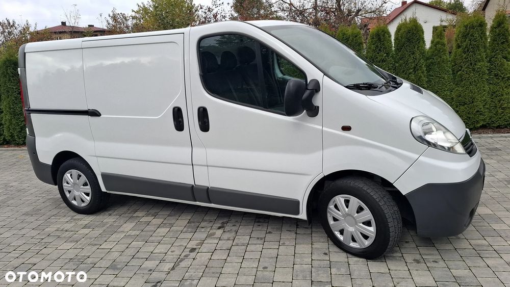 Opel VIVARO - 8
