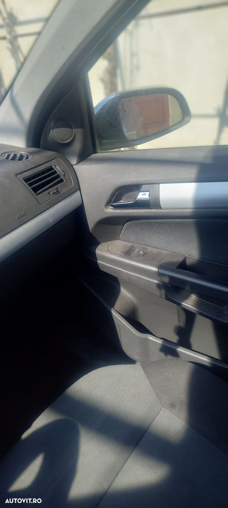 Opel Astra Caravan DTI Comfort - 12