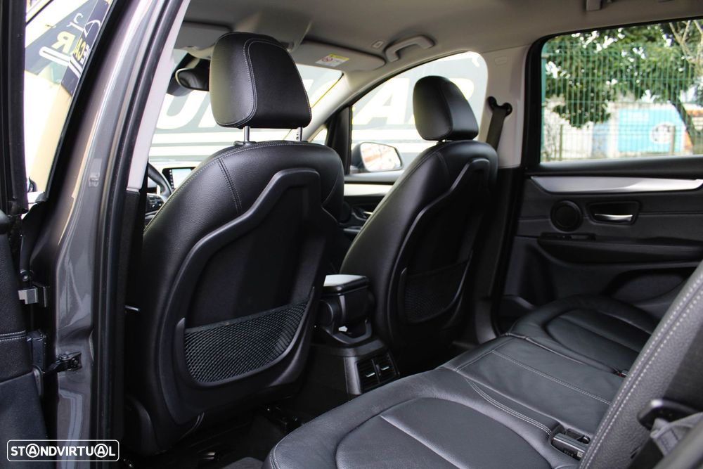 BMW 218 Gran Tourer d 7L Line Luxury - 49
