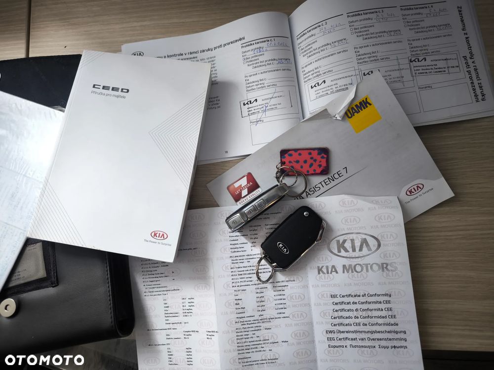 Kia Ceed 1.4 T-GDI L Business Line - 23
