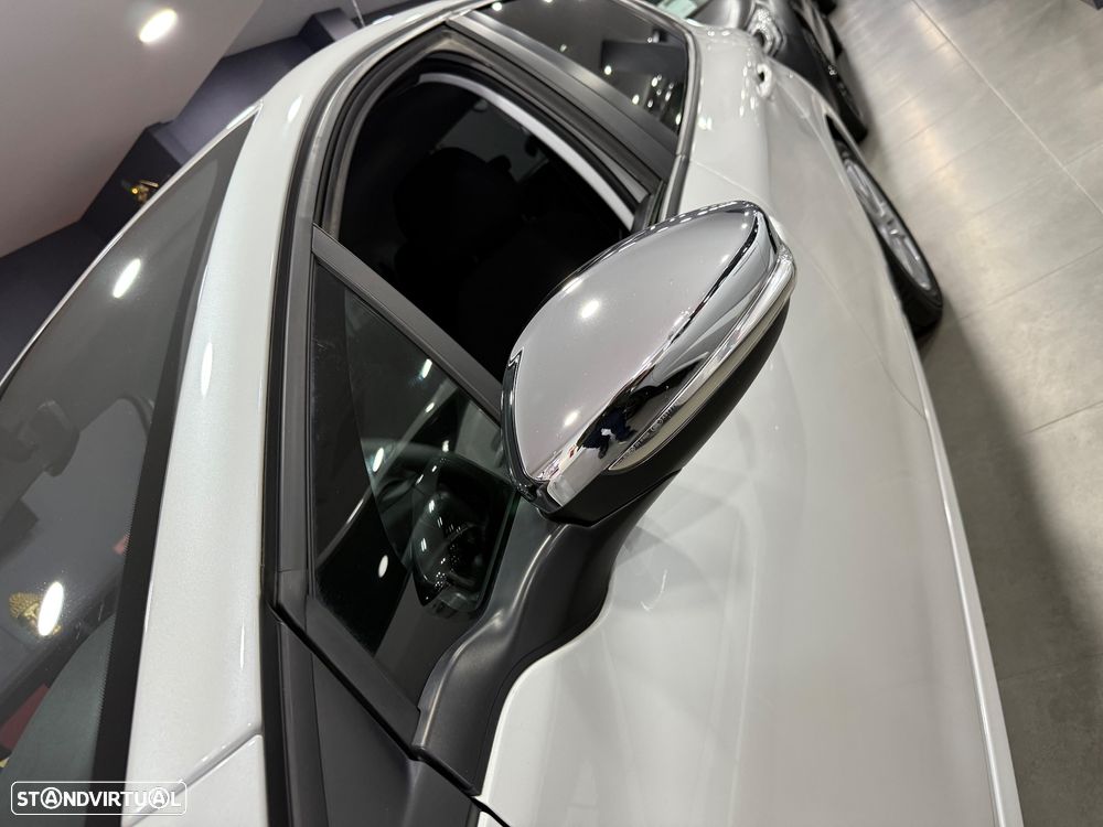 Peugeot 208 1.2 PureTech Style - 4
