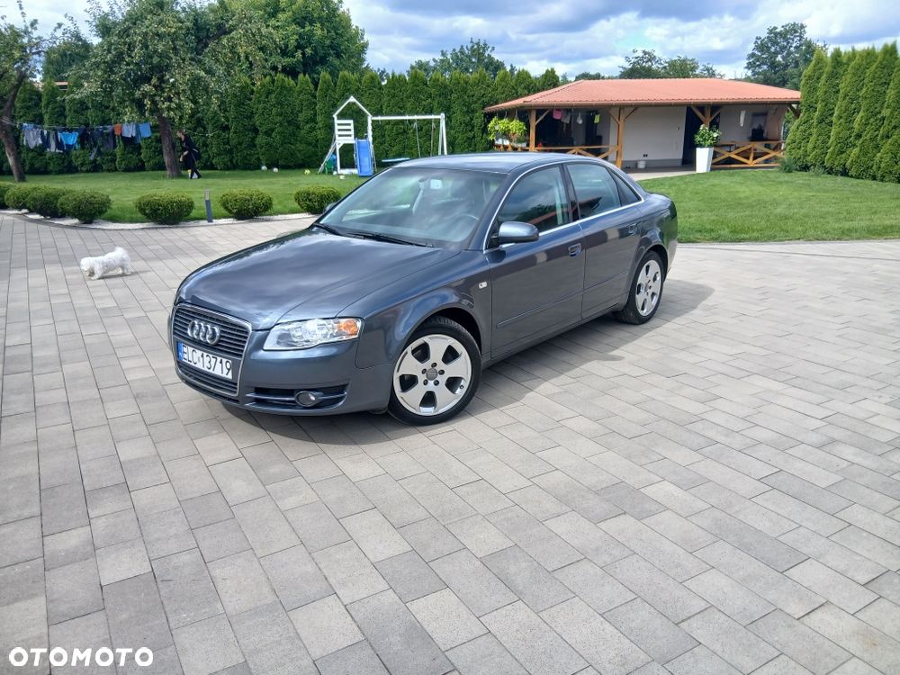 Audi A4 Limousine