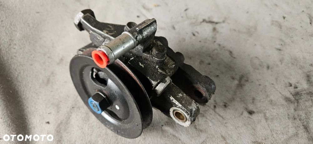 Pompa wspomagania Hyundai Coupe I Lift 1,6 2,0 16V 2000r - 1