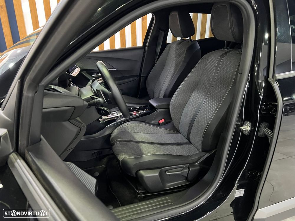 Peugeot 2008 1.2 Hybrid Allure e-DCS6 - 12