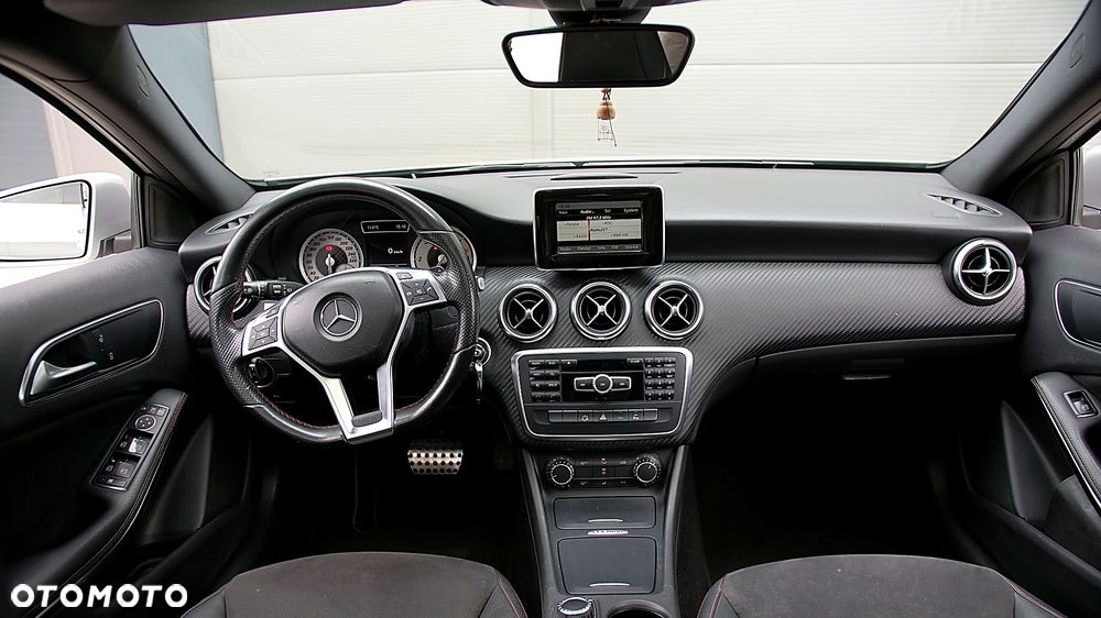Mercedes-Benz Klasa A 200 CDI 7G-DCT AMG Line - 20