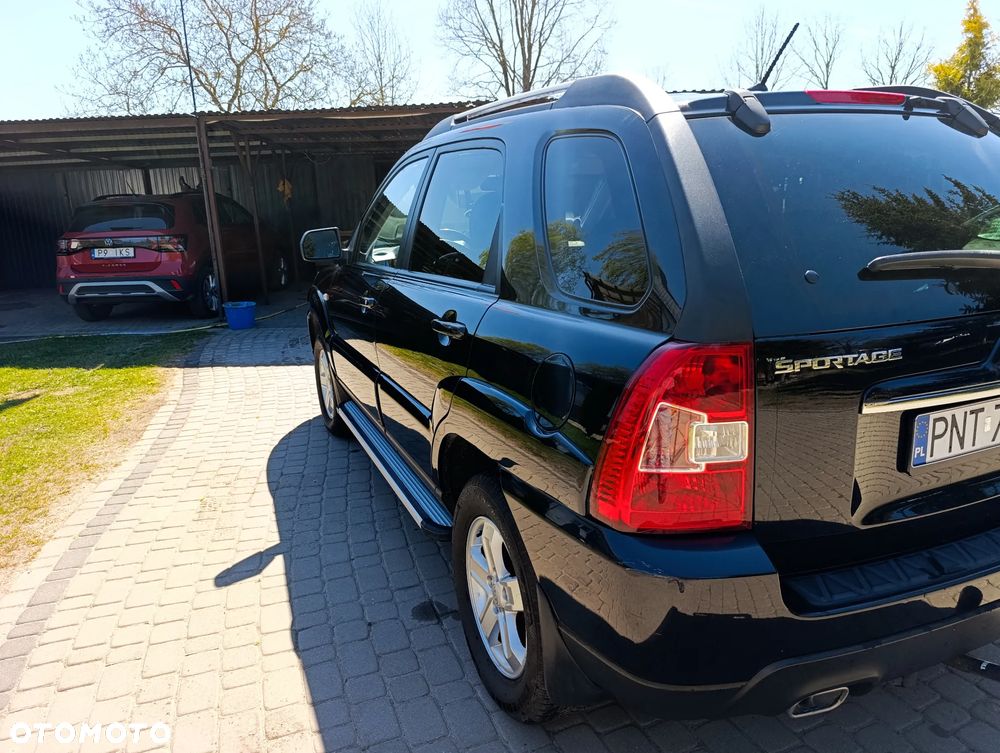 Kia Sportage 2.0 2WD Champ - 32