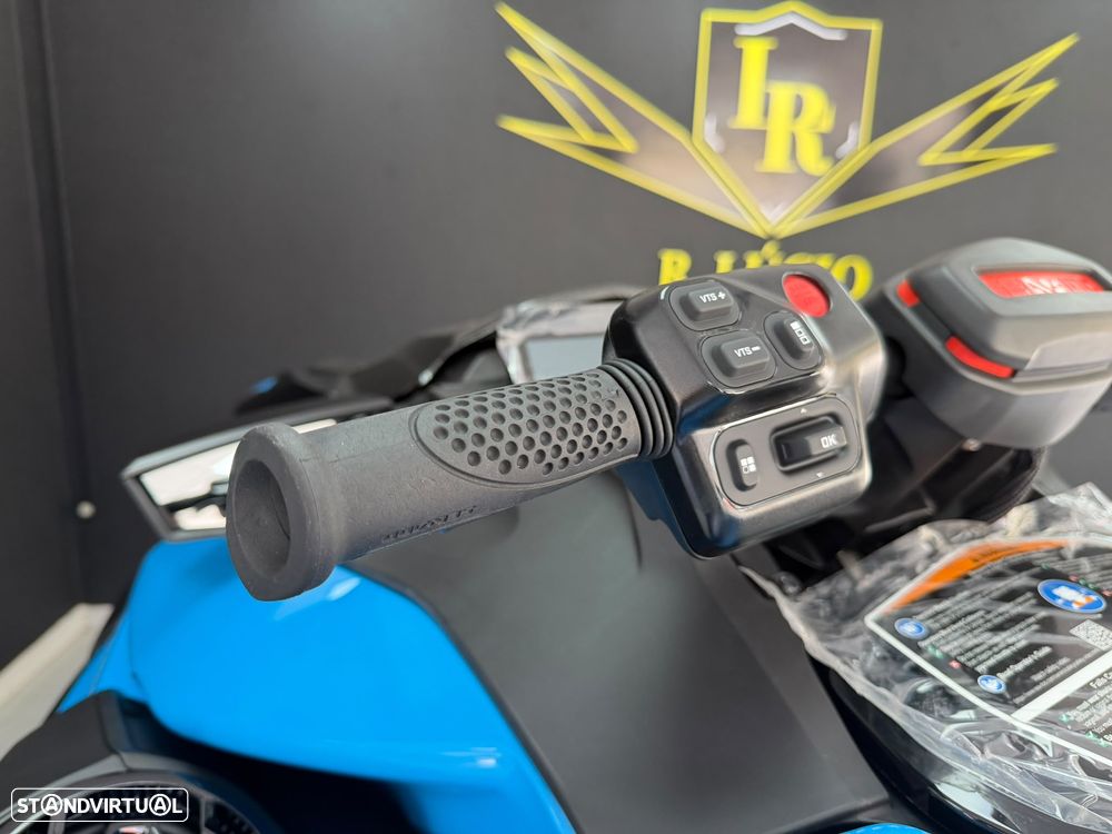 Sea-Doo RXP- X 325 - 18