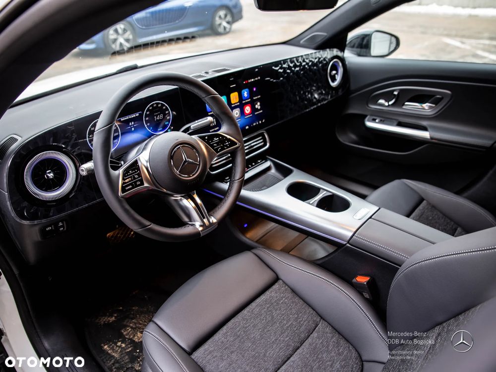 Mercedes-Benz CLA - 7