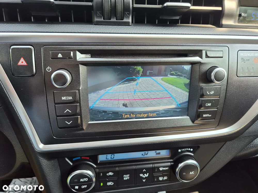 Toyota Auris 1.6 Valvematic Comfort - 20