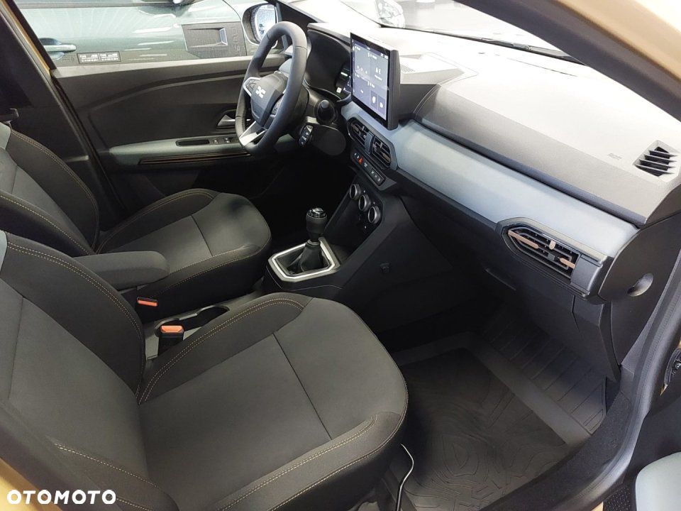 Dacia Sandero - 11