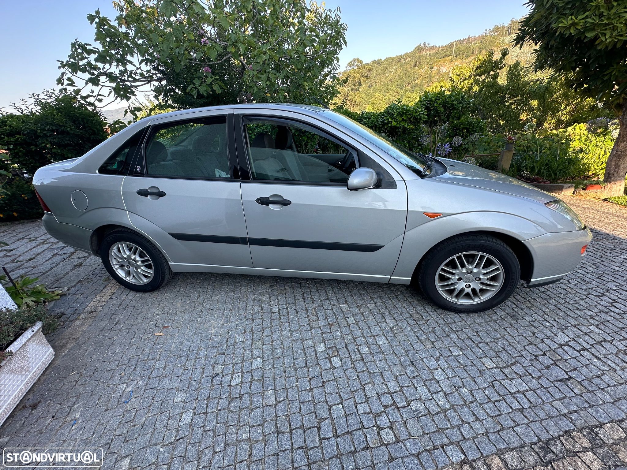 Ford Focus 1.8 TDdi Ghia - 1