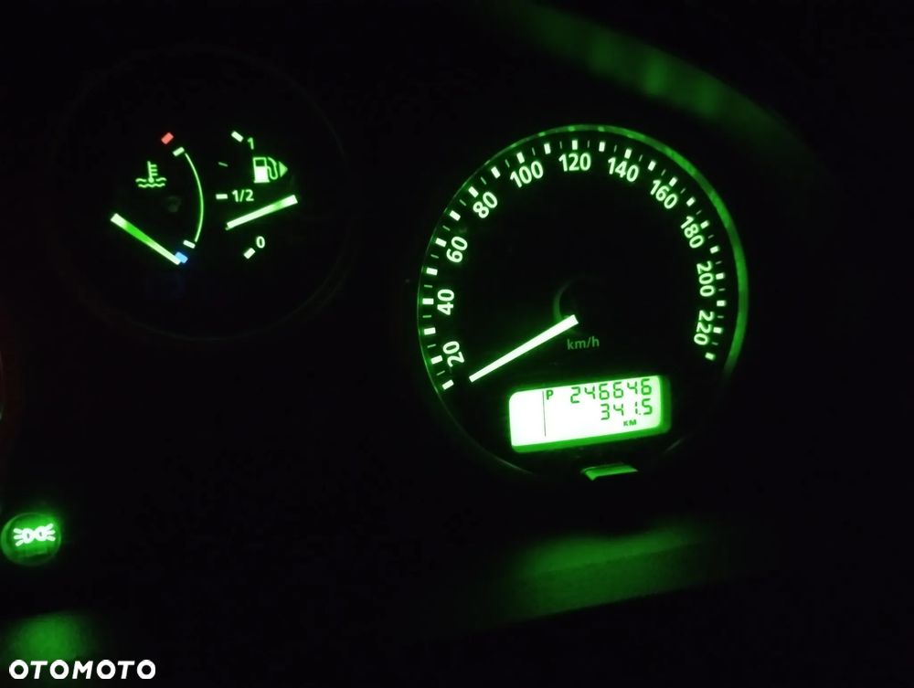 Land Rover Discovery TD V6 S - 31