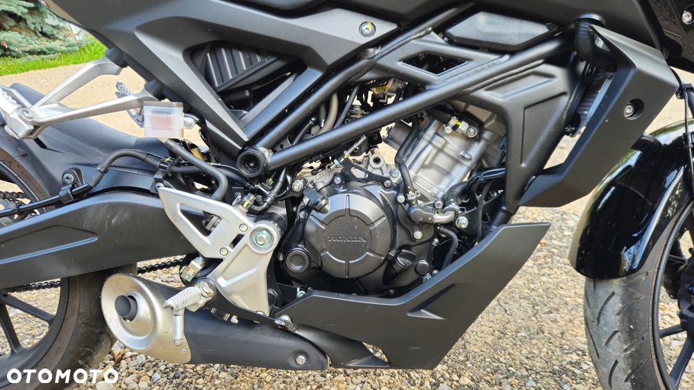 Honda CB - 4