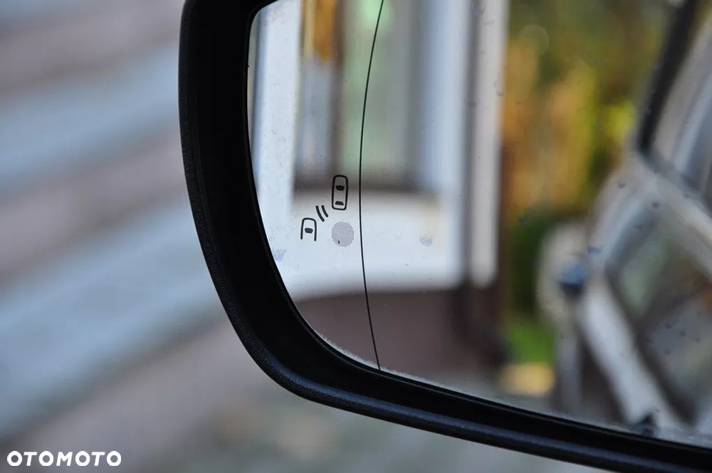 Ford S-Max 2.0 TDCi DPF Titanium X - 39