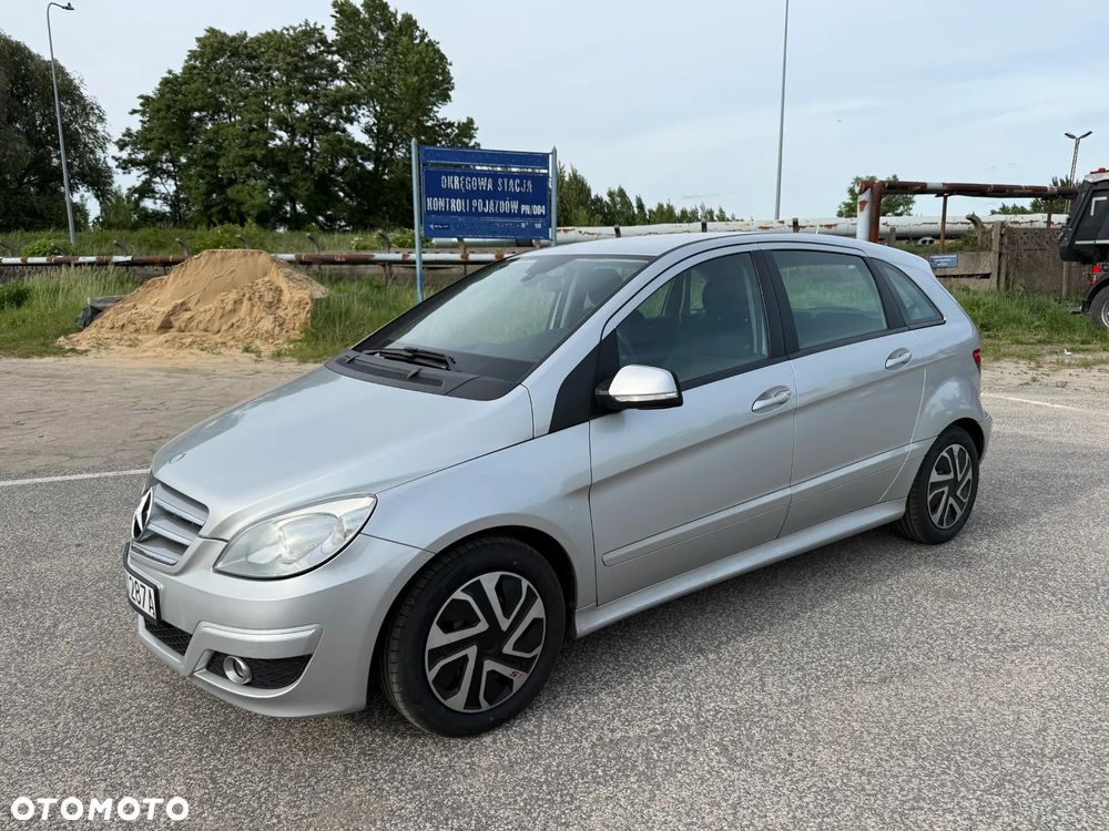 Mercedes-Benz Klasa B 180 CDI Special Edition - 1