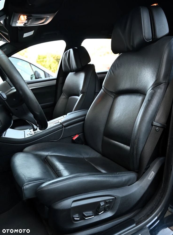 BMW Seria 5 520d M Sport Edition - 25