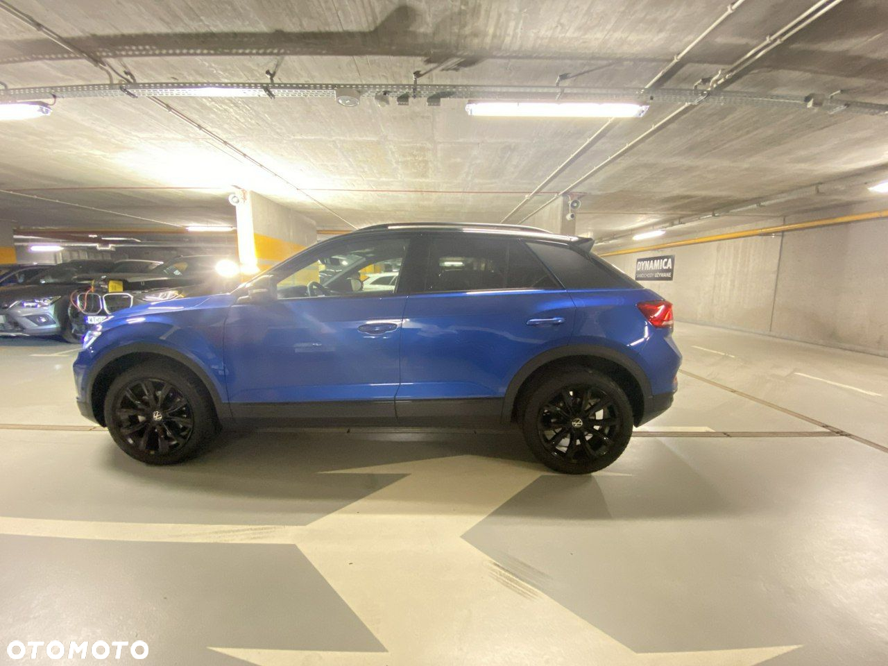 Volkswagen T-Roc - 4