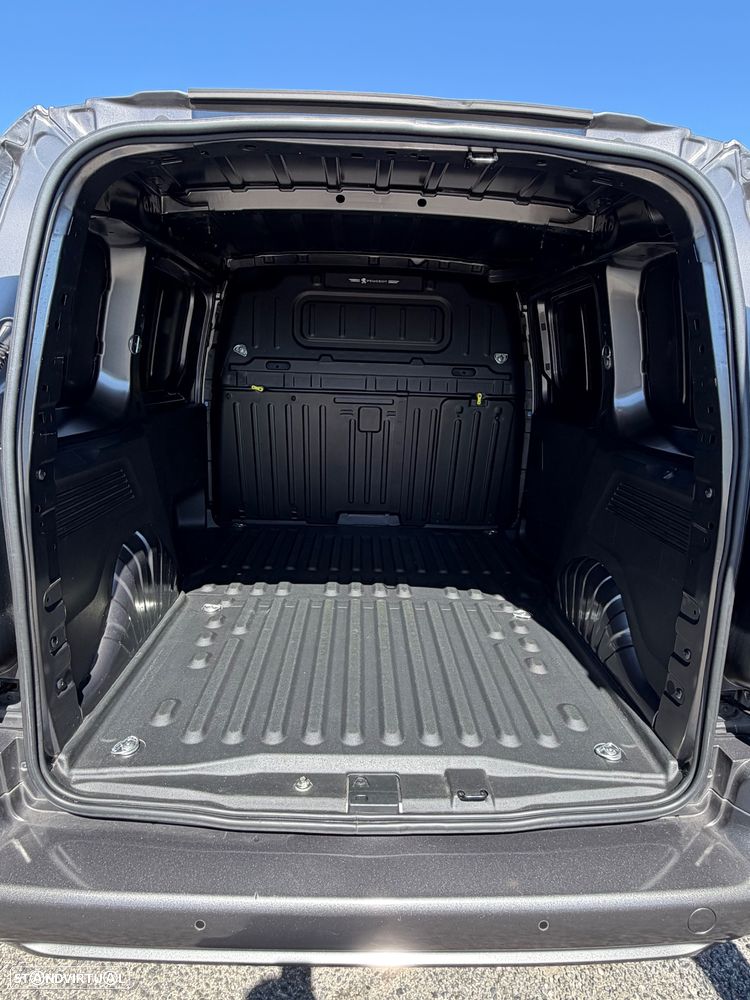 Peugeot Partner 1.5HDI Alphalt 131CV - 11