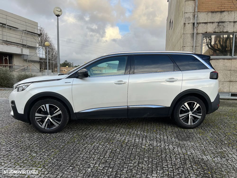 Peugeot 5008 1.5 BlueHDi GT Line EAT8 - 1
