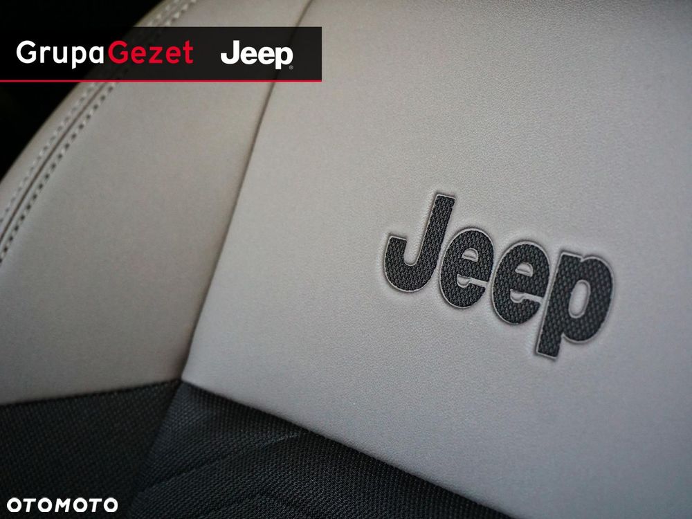 Jeep Compass - 10