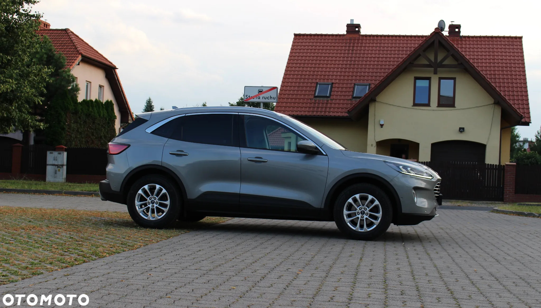 Ford Kuga 2.0 EcoBlue AWD Titanium X - 4