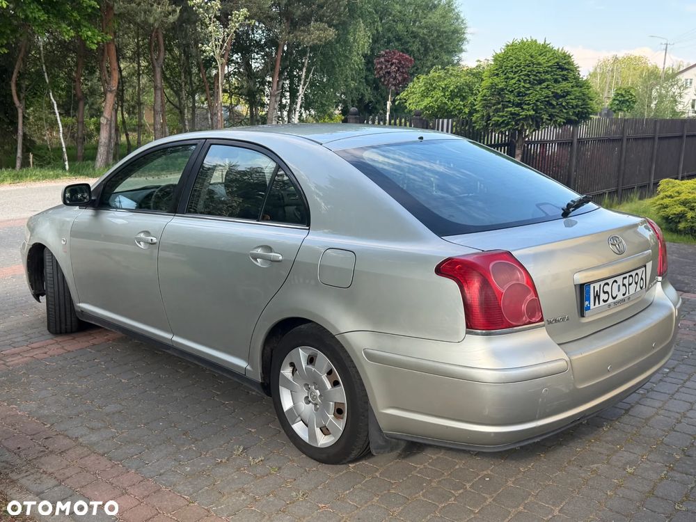 Toyota Avensis 1.8 VVT-i Terra - 5