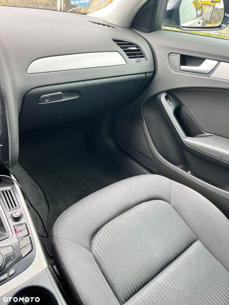 Audi A4 Avant 2.0 TDI Multitronic - 9