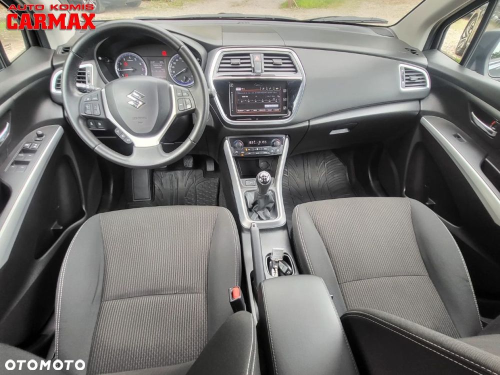 Suzuki S-Cross - 24