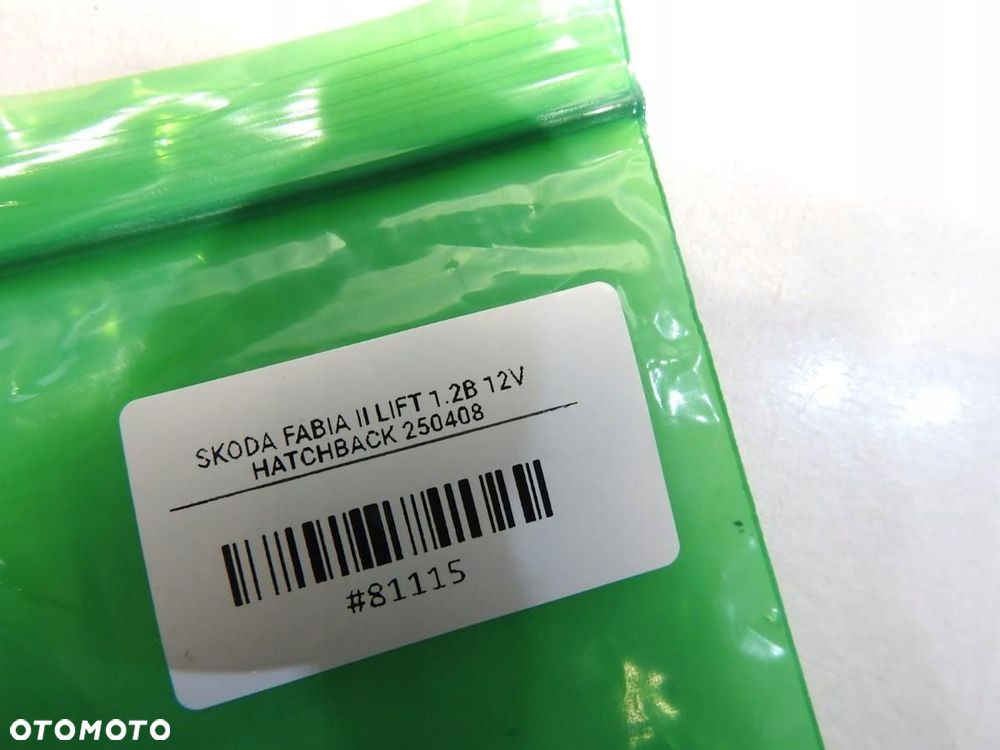 UCHWYT MOCOWANIE ZACZEP SIATKI BAGAŻNIKA SKODA FABIA II - 6