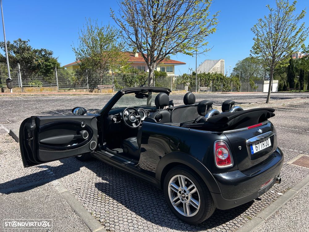 MINI Cabrio Cooper D - 12