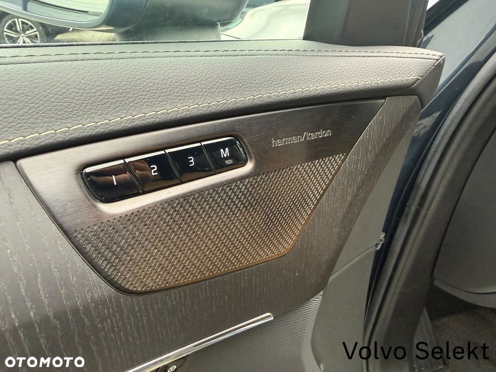 Volvo XC 90 - 14