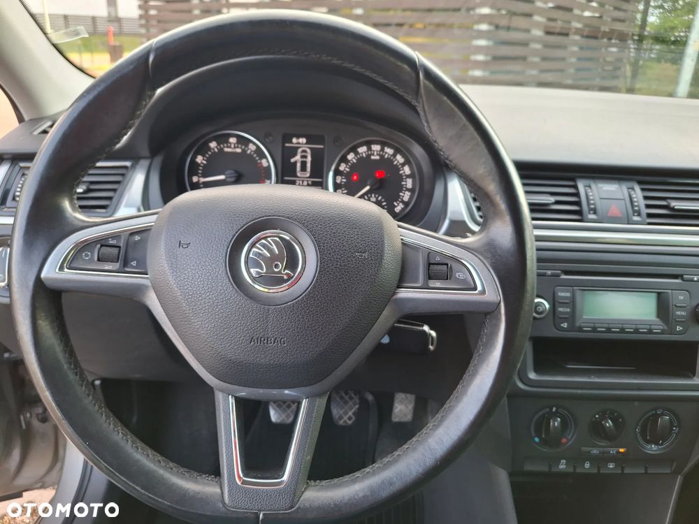 Skoda RAPID 1.2 TSI Ambition - 23
