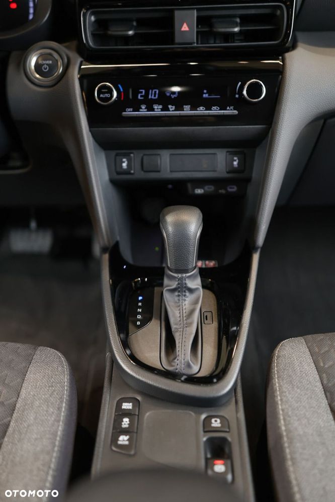 Toyota Yaris Cross Hybrid 1.5 Style - 23