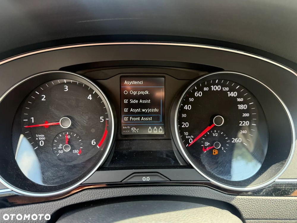 Volkswagen Passat 2.0 TDI EVO Elegance DSG - 20
