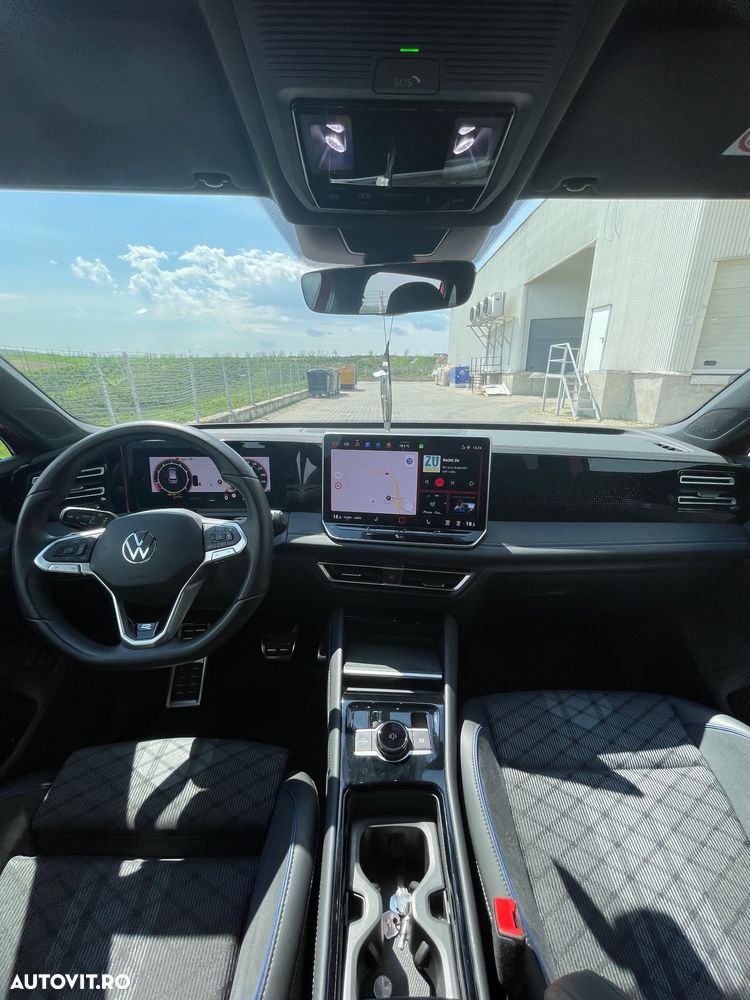 Volkswagen Tiguan - 12