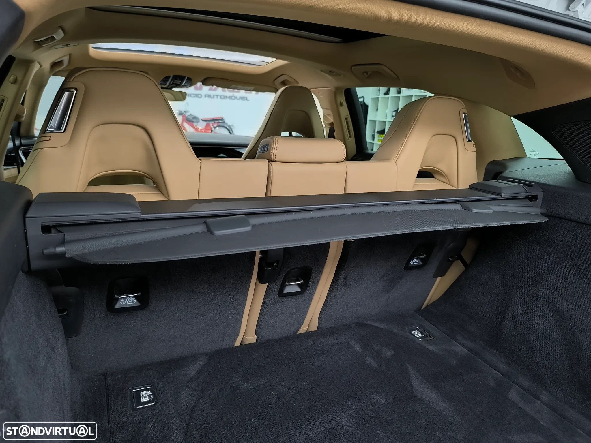 Porsche Panamera Sport Turismo 4 E-Hybrid - 40