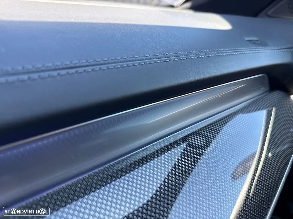 Mercedes-Benz C 300 d AMG Line - 26
