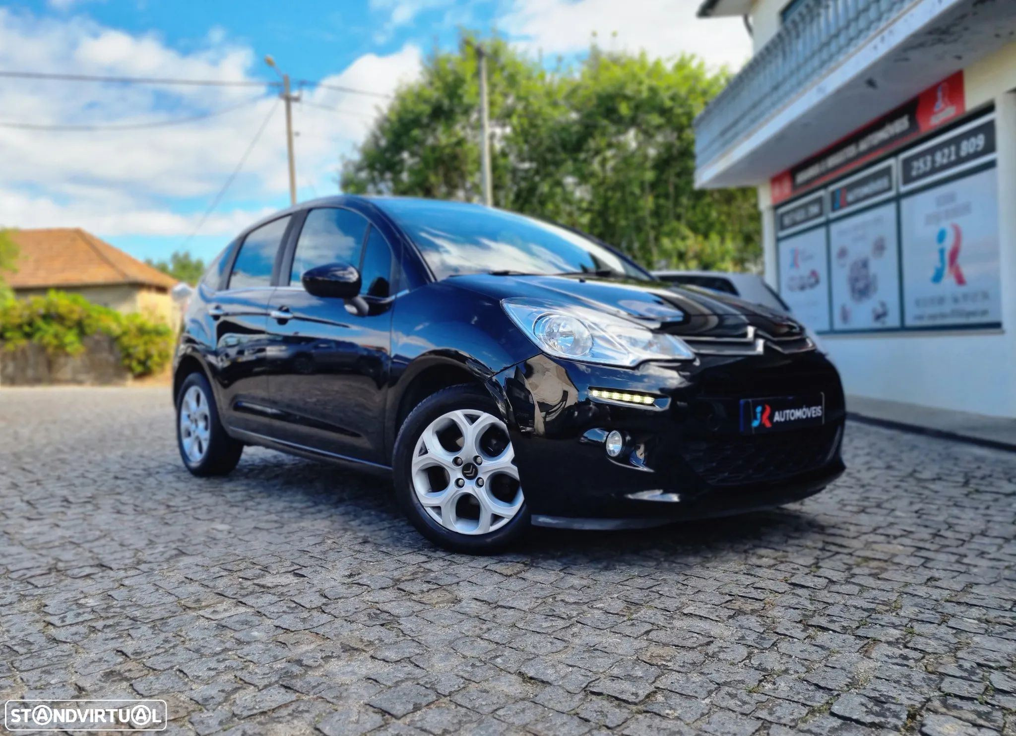 Citroën C3 1.2 PureTech Collection - 1