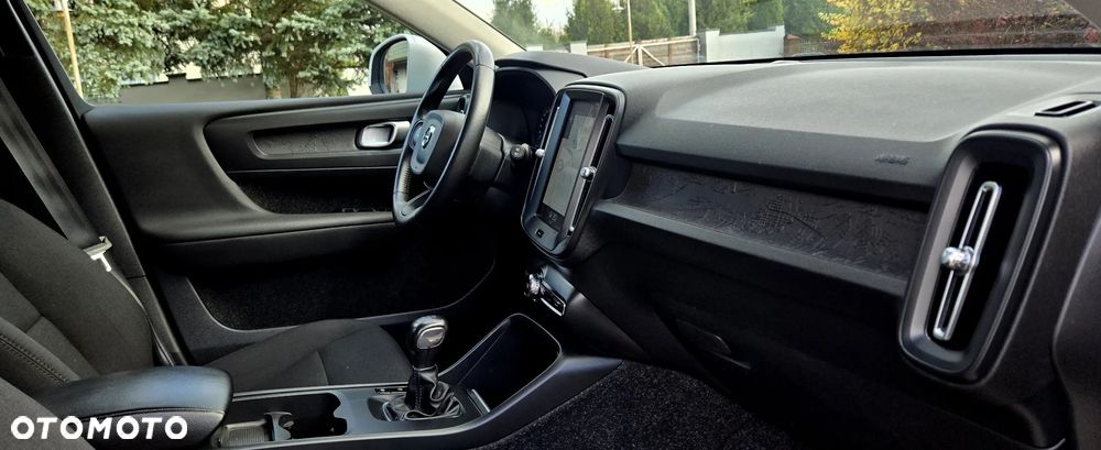 Volvo XC 40 D3 Momentum Pro - 11