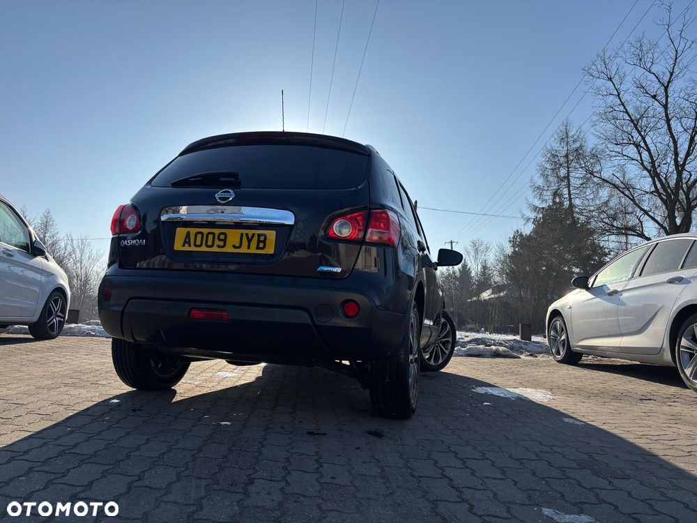 Nissan Qashqai - 2