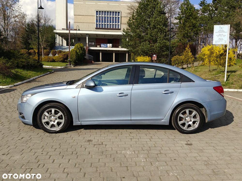 Chevrolet Cruze 2.0 LS - 9