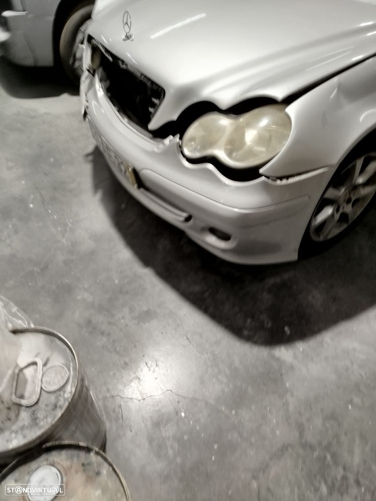 Mercedes-Benz C 32 AMG Standard - 2