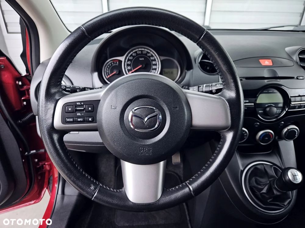 Mazda 2 2013