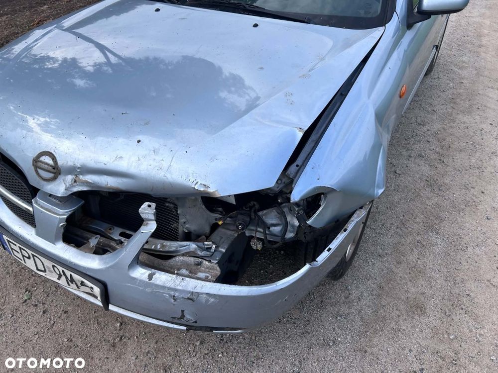Nissan Almera - 4