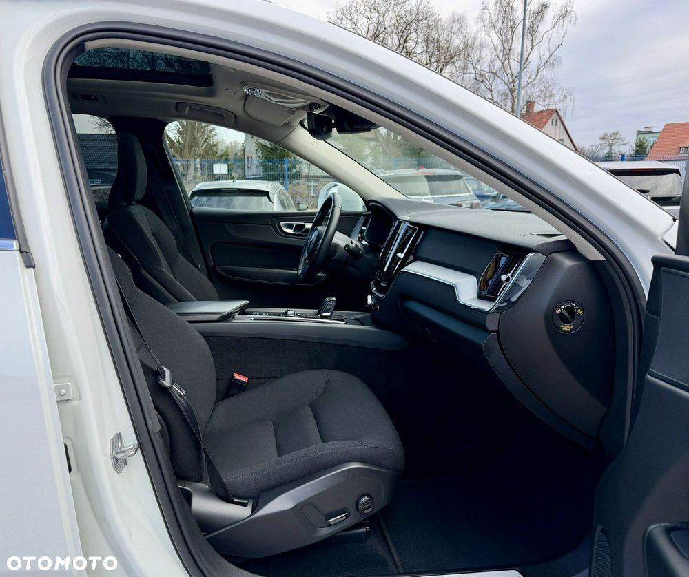 Volvo XC 60 T6 AWD Recharge Geartronic Inscription - 13