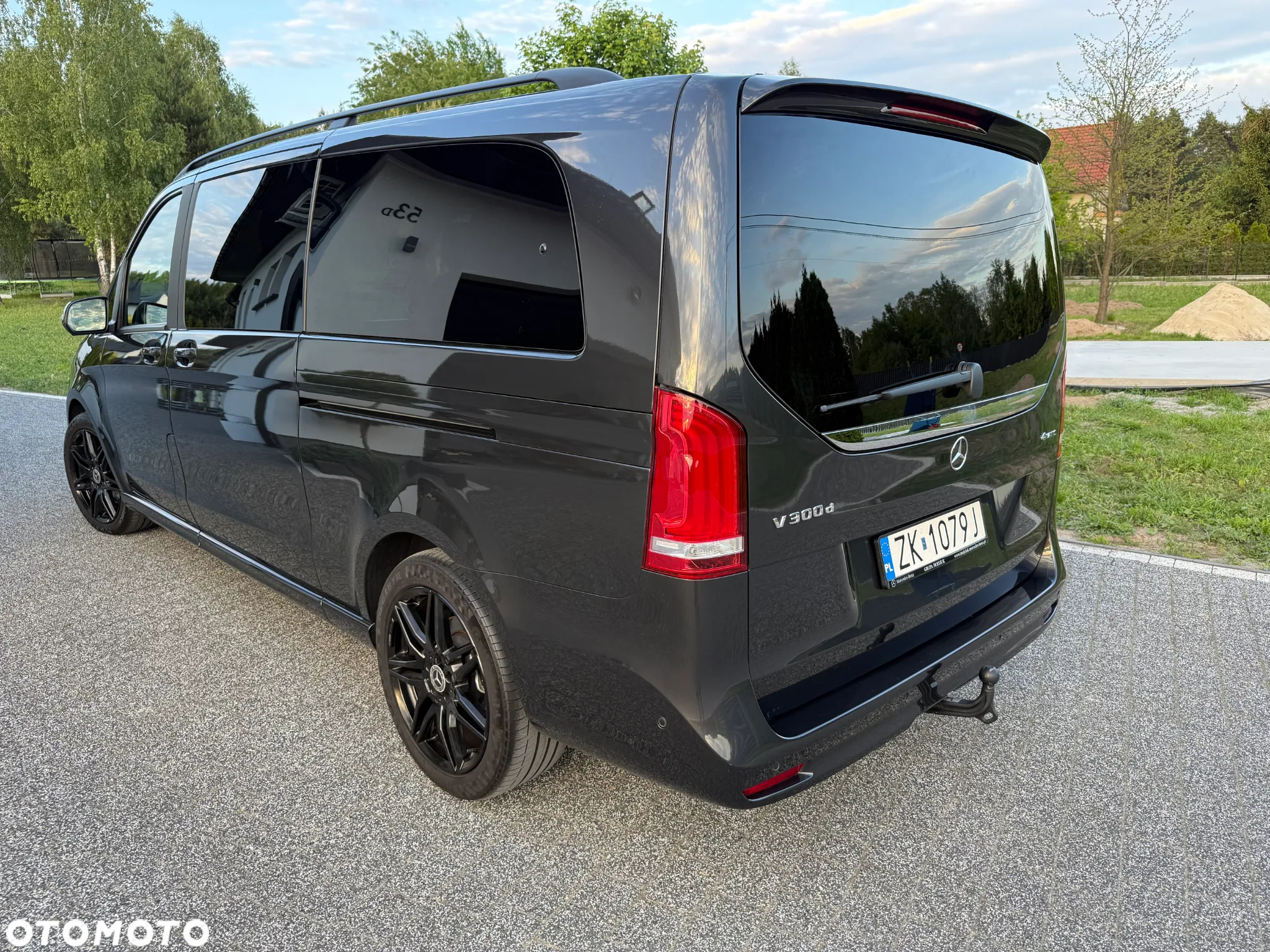 Mercedes-Benz Klasa V 300 d 4-Matic 9G-Tronic (ekstra d³) - 14