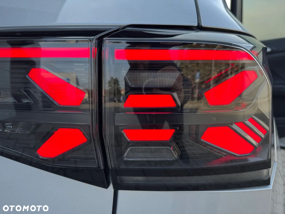 Volkswagen T-Cross 1.0 TSI R-Line DSG - 17