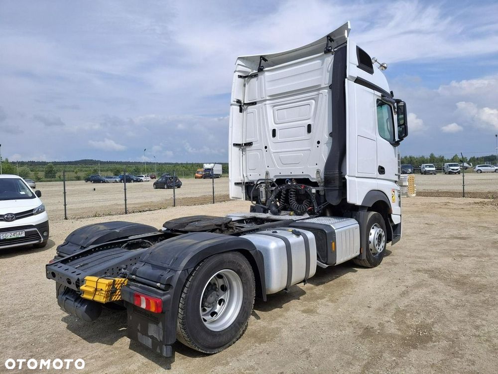 Mercedes-Benz Actros - 6