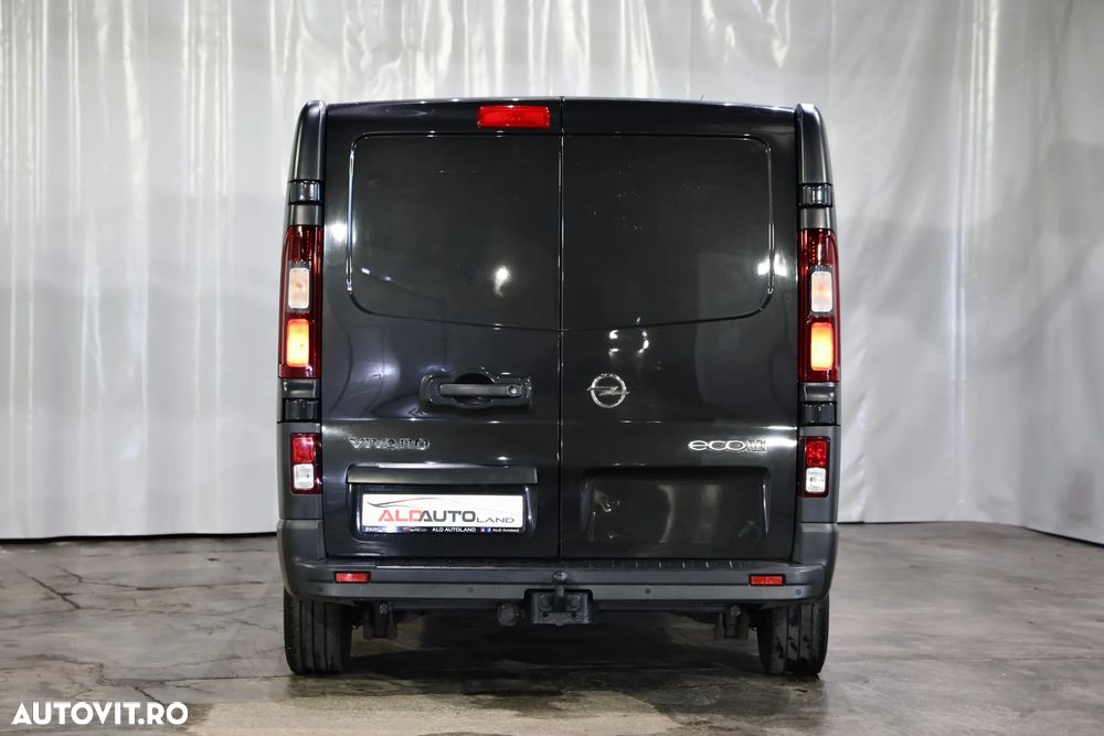 Opel Vivaro - 36