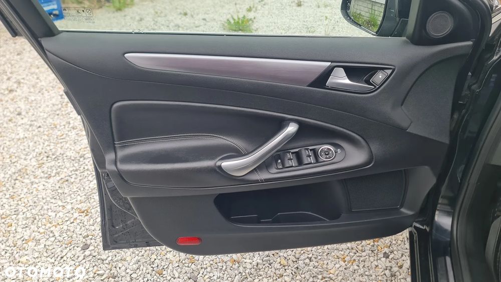 Ford Mondeo 2.0 TDCI Business Edition - 17